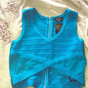 Bebe crop top